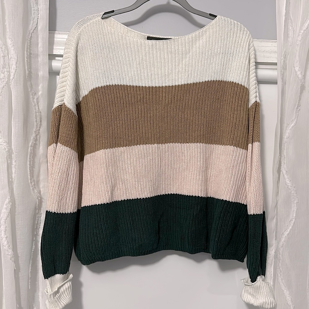 French Connection Size L Cropped Sweater